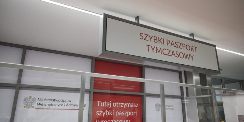 Punkt Wydawania Paszportów Tymczasowych na Lotnisku Kraków Airport