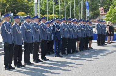 Poczet sztandarowy - Poczet sztandarowy Komendy Powiatowej Policji w Oświęcimiu.