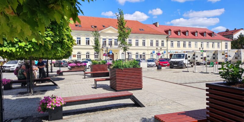 Zielony Rynek w Oświęcimiu - Więcej Drzew i Cienia