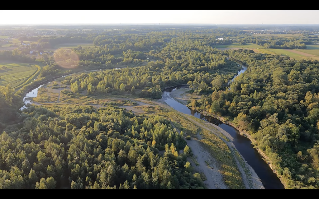 Paralotniowy przelot nad rzeką Sołą