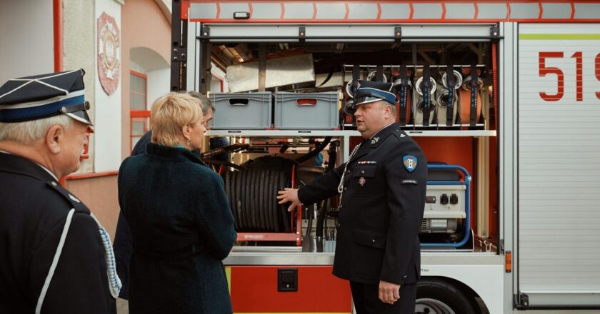 Nowy lekki samochód ratowniczo-gaśniczy OSP Oświęcim – inwestycja w bezpieczeństwo mieszkańców.