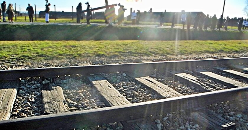 Droga Krzyżowa na terenie byłego obozu KL Auschwitz II-Birkenau